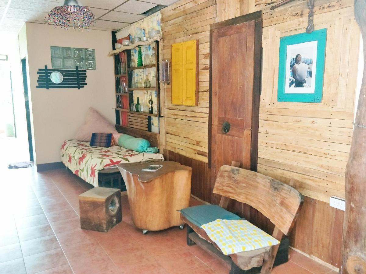 Baan Jaidee Guesthouse Trat Luaran gambar